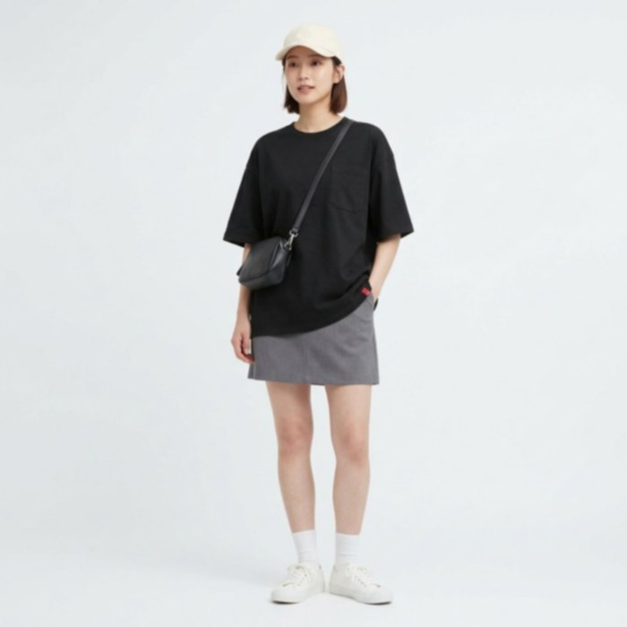 KAOS POLOS OVERSIZE POCKET COTTON COMBED UNISEX BY YOUNIQ
