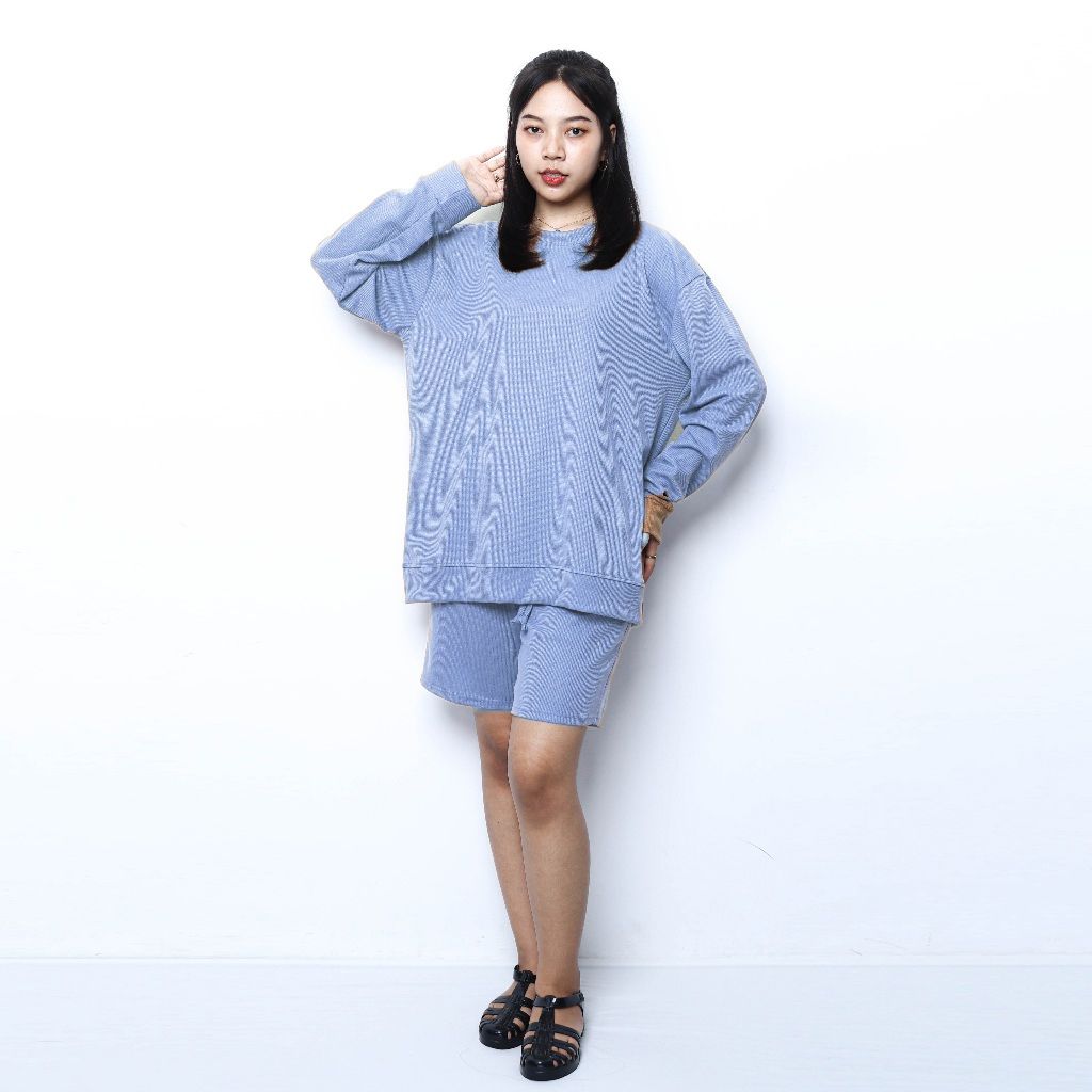 Setelan Sweater dan Celana Oversize Unisex | Oneset Oversize Unisex Waffle Lengan Panjang Bahan Knit Waffle by Obasic.id BABY BLUE