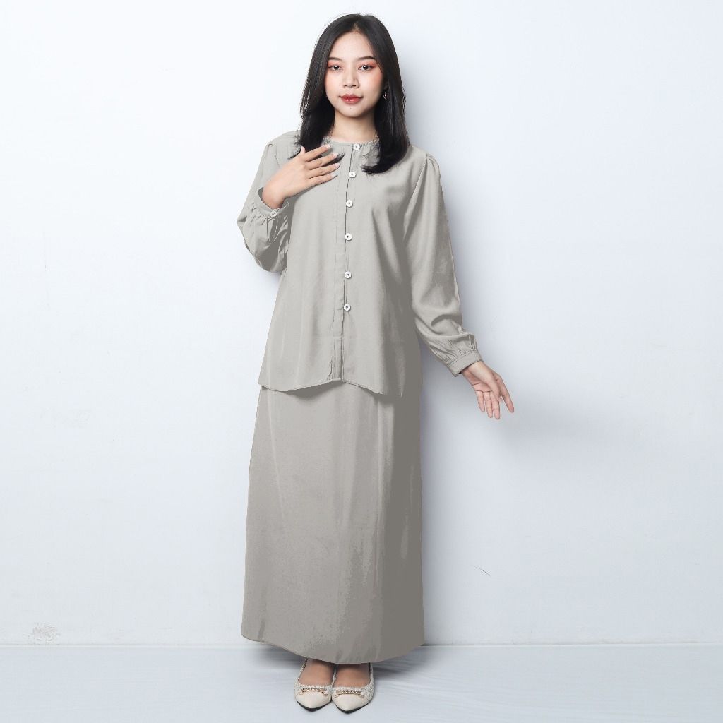 Heidy Oneset Setelan Wanita Atasan Blouse Lengan Panjang dan Rok Cuttingan Lurus Casual Style by Youniq.id ONE SET - KHAKI