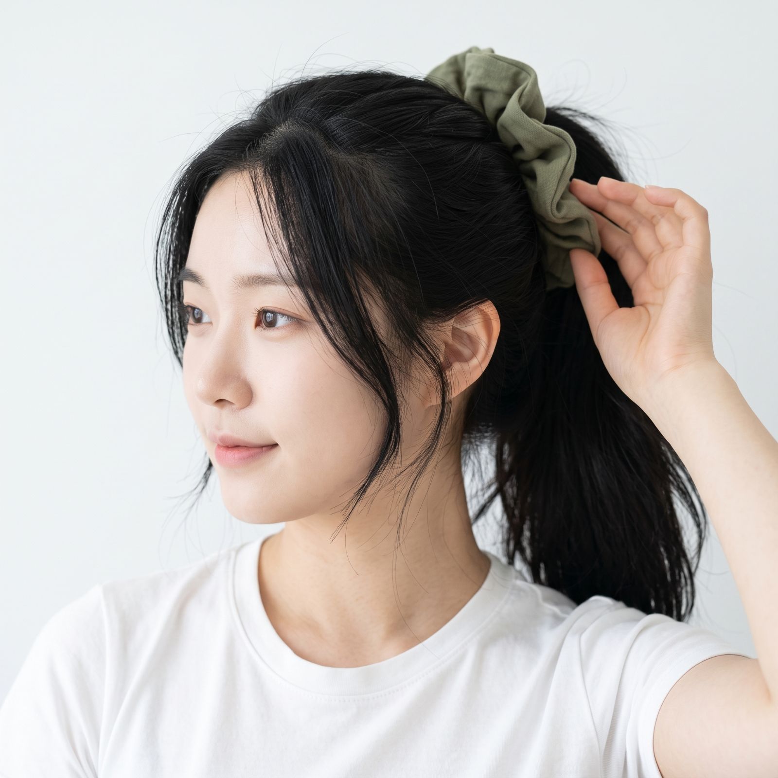 Sora Linen Oversized Scrunchie sampul