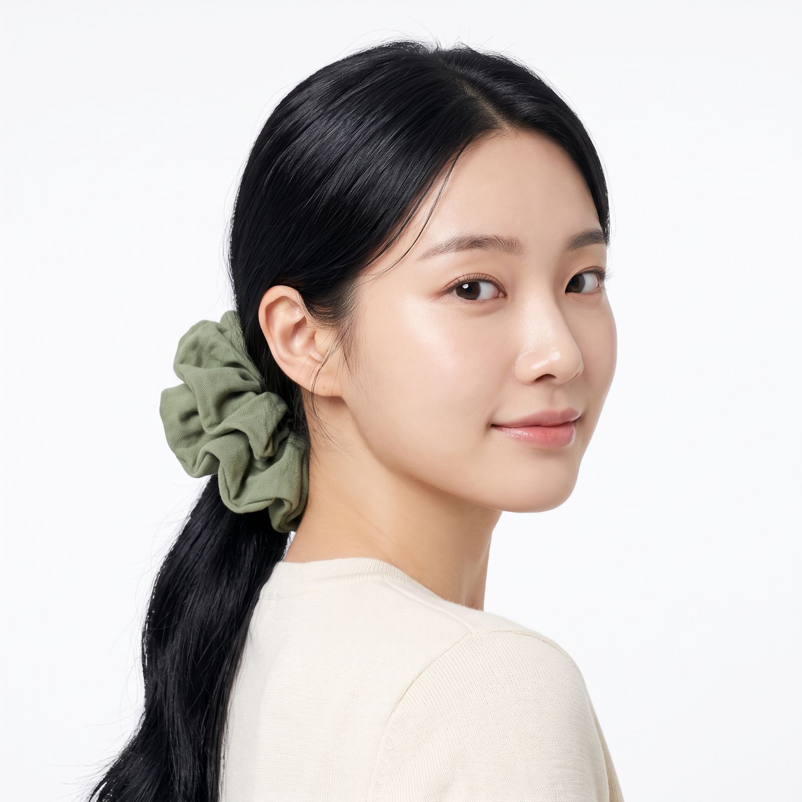 Sora Linen Oversized Scrunchie sampul