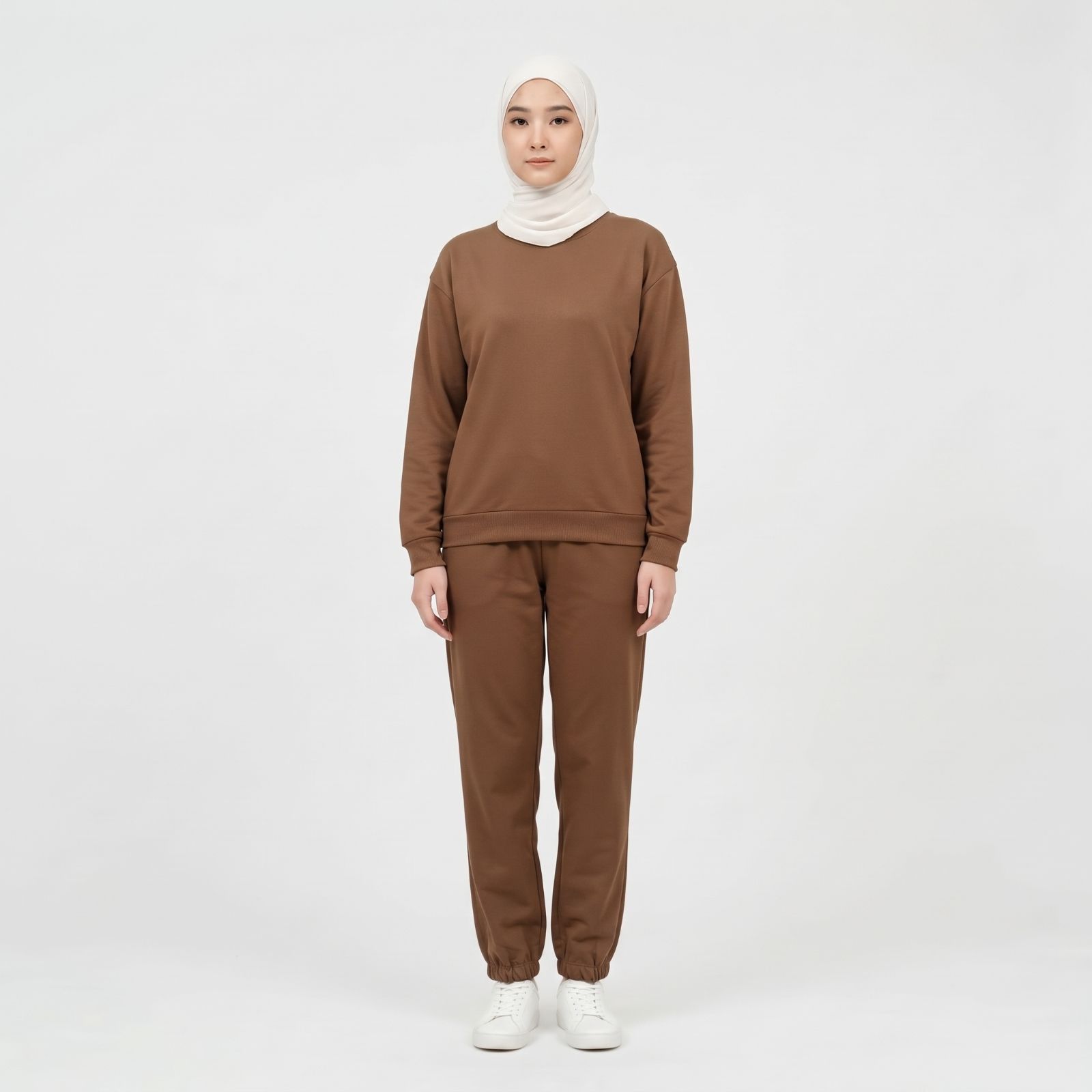 Set Baju Olahraga Wanita Lengan Panjang & Celana Jogger Katun Adem Premium ALMOND BROWN