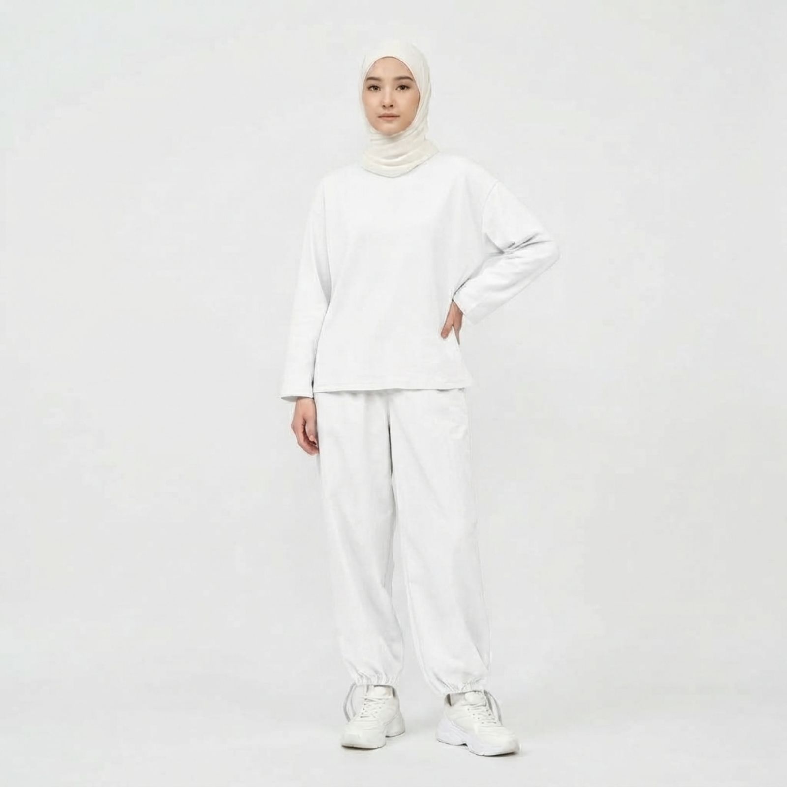 Set Baju Olahraga Wanita Lengan Panjang & Celana Jogger Katun Adem Premium PUTIH