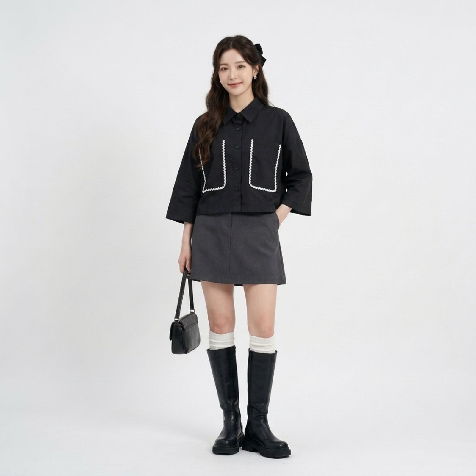 Chloe Contrast Top HITAM