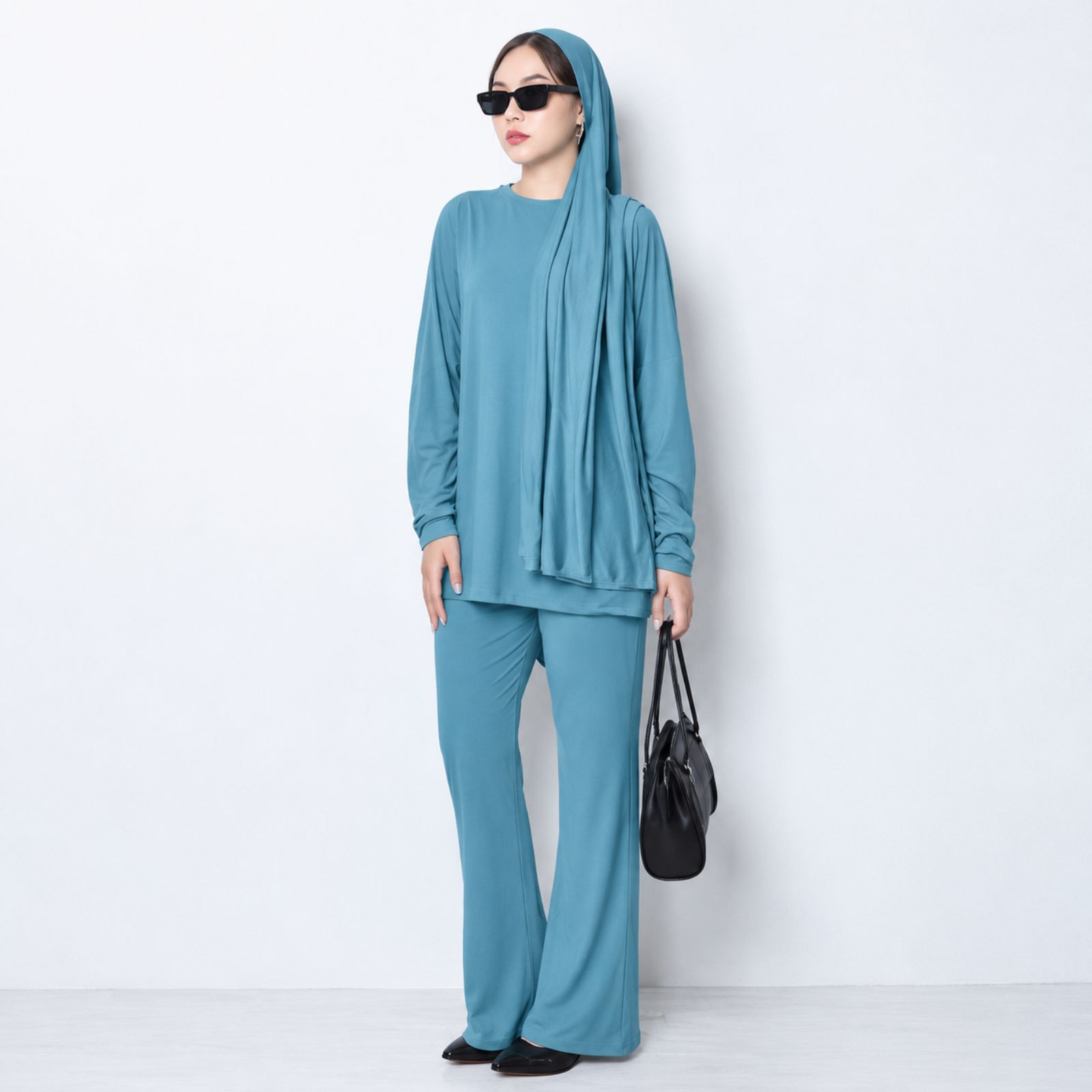 Aira Luxury One Set | Setelan Bahan Jersey Flare and Blouse BLUE