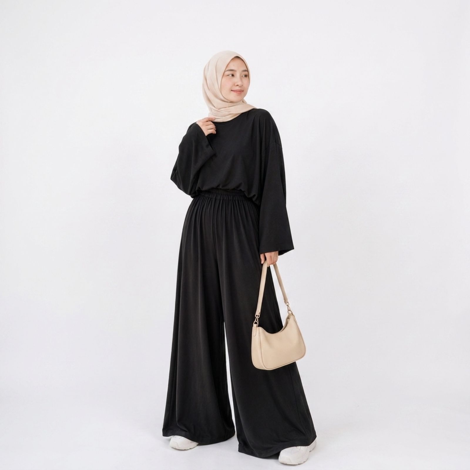 Lunara Comfort Lounge Set sampul