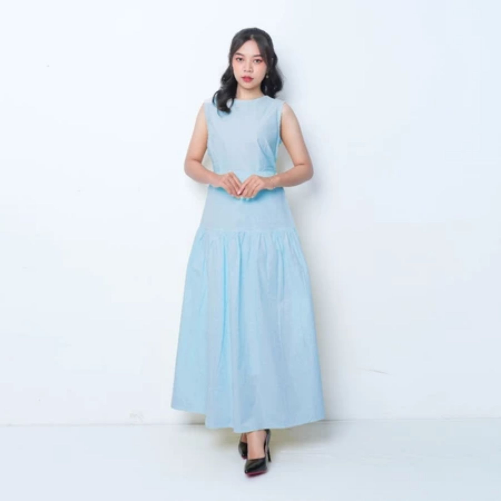 Luna Dress Panjang Feminim Tanpa Lengan | Feminim Sleeveless Maxi Dres by Youniq.ex BABY BLUE
