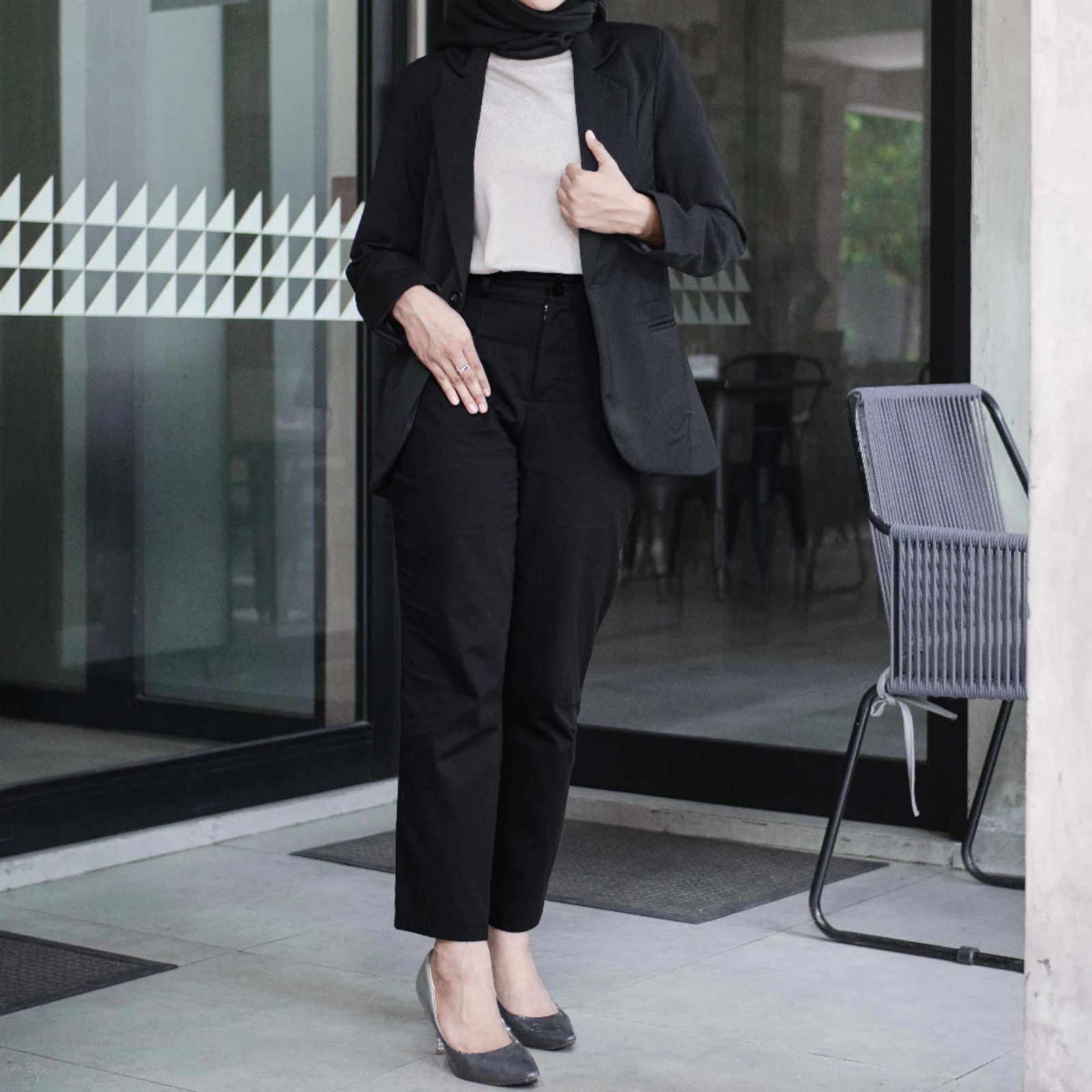 CELANA KERJA WANITA BAHAN FORMAL KANTORAN BY YOUNIQ HITAM