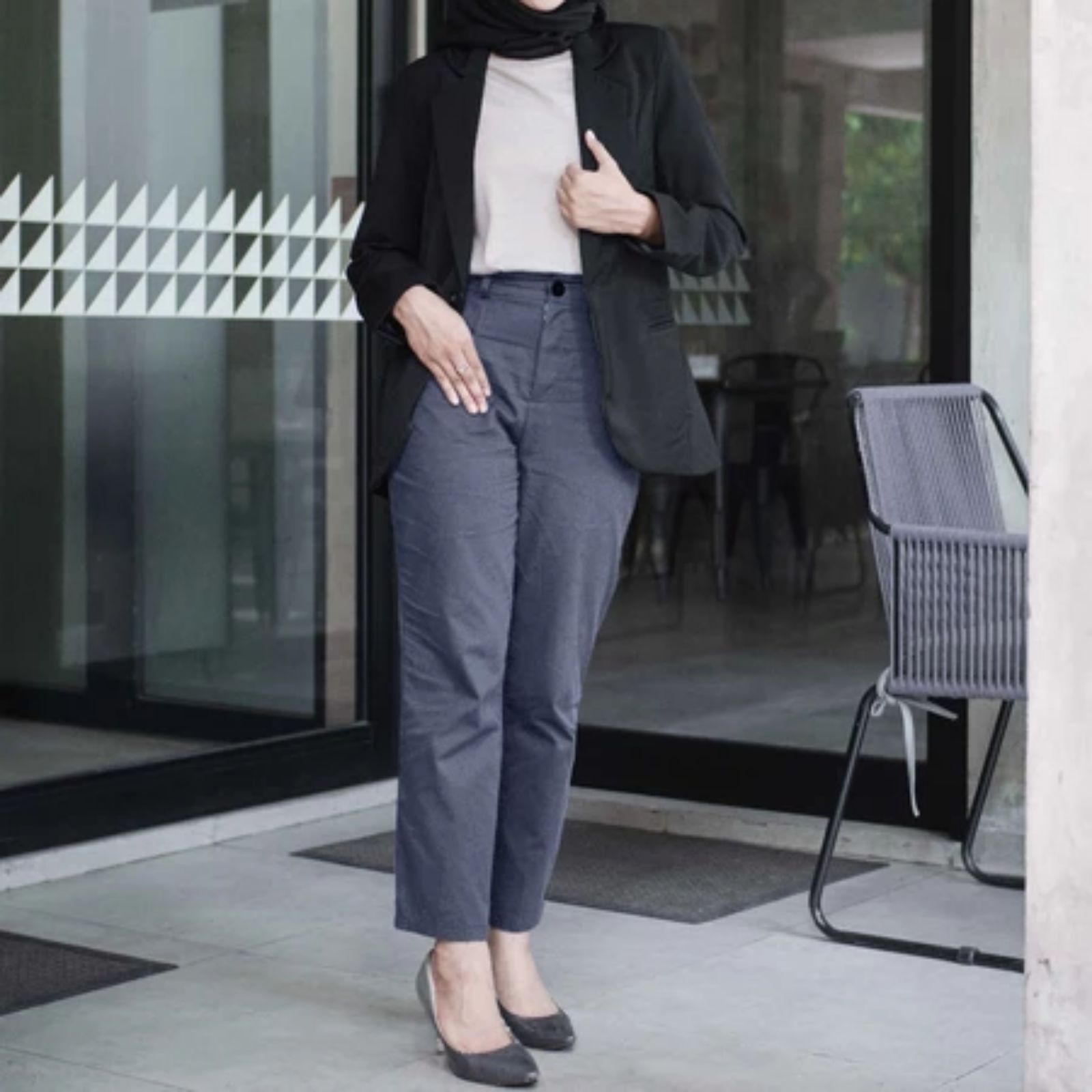 CELANA KERJA WANITA BAHAN FORMAL KANTORAN BY YOUNIQ DARK GREY