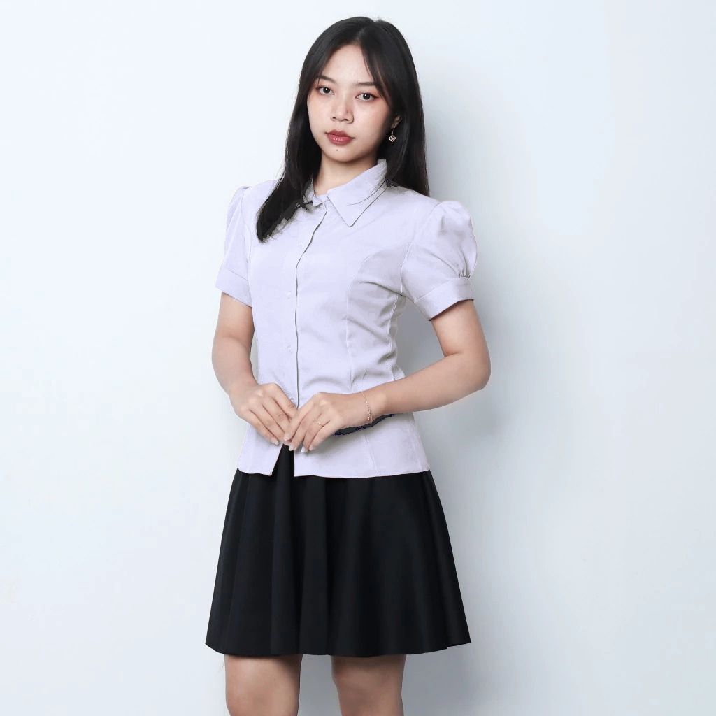 Elya Blouse Formal Kasual Wanita – Kancing Depan Lengan Puff Stylish – Model Slim Fit by Knara PUTIH