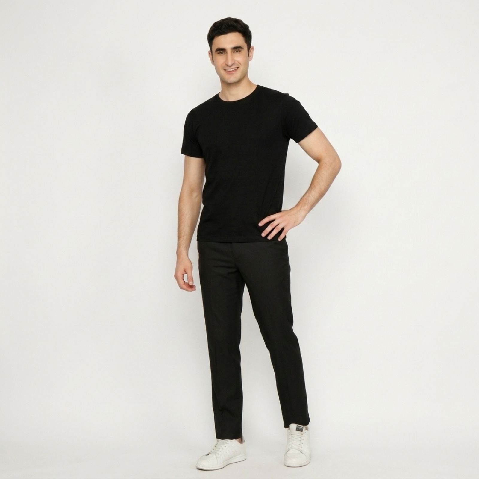 KAOS POLOS LENGAN PENDEK KATUN COMBED 30S By YOUNIQ HITAM